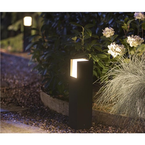 Philips Hue Outdoor Fuzo Pedestal Light