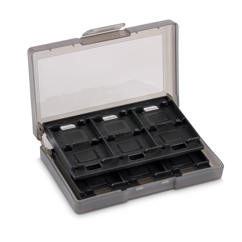3rd Earth 24 Game Card Case for Nintendo Switch 