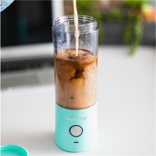 BlendJet 2 Portable Blender (Mint)