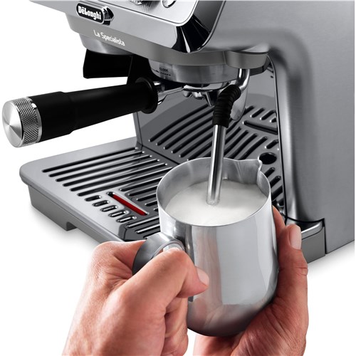 De'Longhi EC9255M La Specialista Arte Evo with Cold Brew Coffee Machine