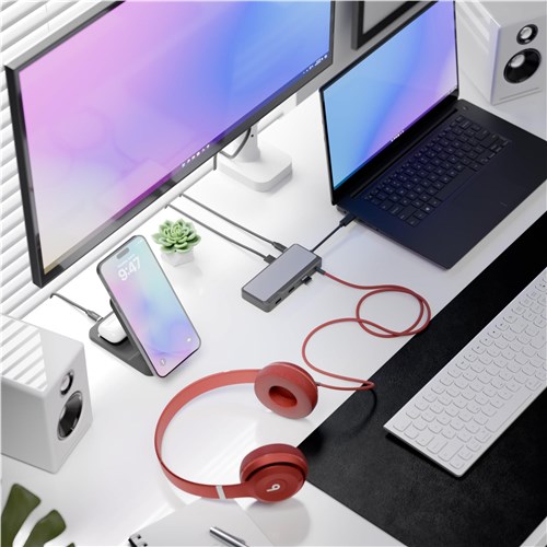 Alogic Fusion Pro GO 7-in-1 USB-C Compact Dock